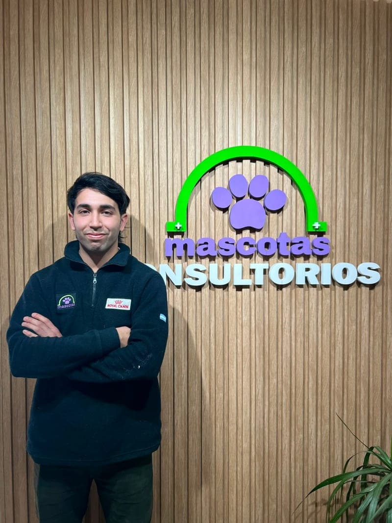 Francisco Juárez — Atención al público, Veterinaria Mascotas